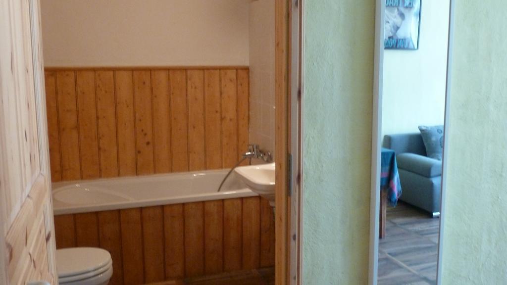 Alte Schule Apartment Tambach-Dietharz Bilik gambar