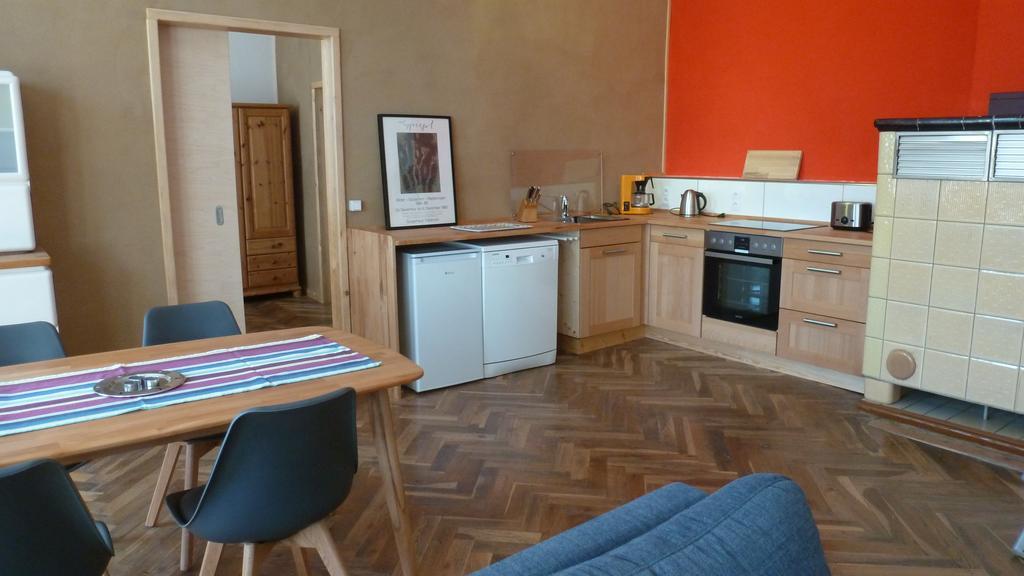 Alte Schule Apartment Tambach-Dietharz Luaran gambar