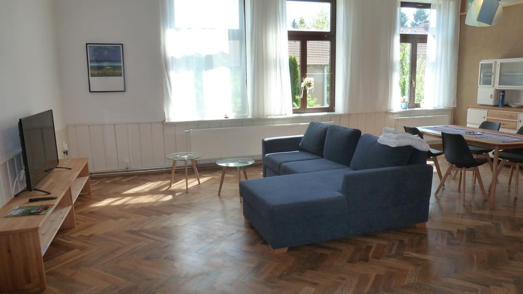 Alte Schule Apartment Tambach-Dietharz Luaran gambar