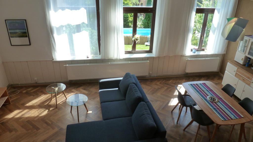 Alte Schule Apartment Tambach-Dietharz Luaran gambar